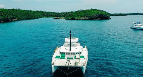 Luxury Private Yacht Cruise (Big) - Image 4